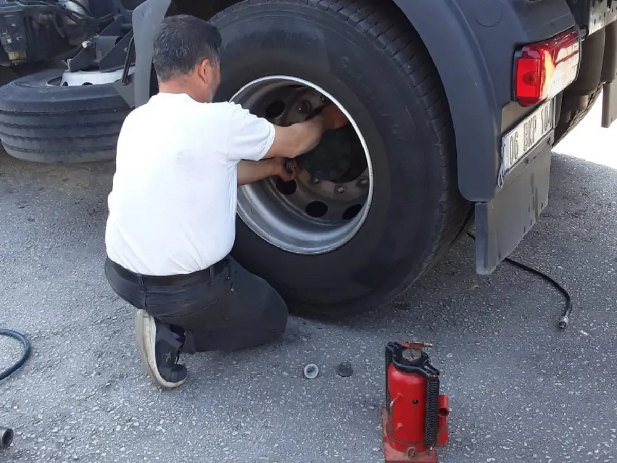 Köprübaşı Oto Lastikçi